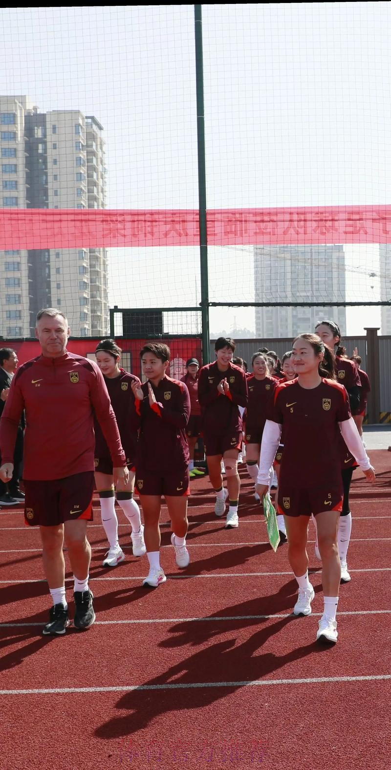 女足青少年精英教练员培训班在武汉顺利结业 女足青少年精英教练员培训班在武汉顺利结业